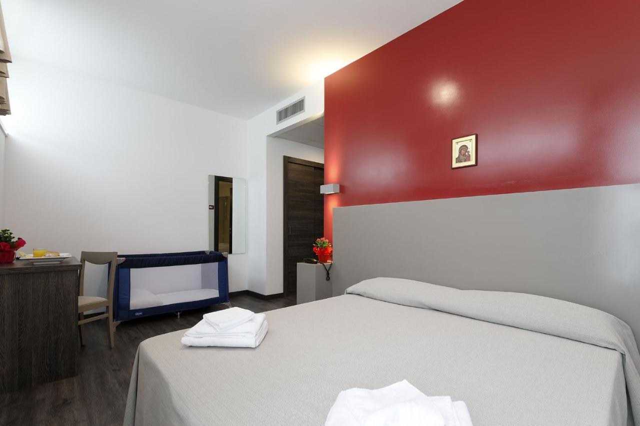 Casa Per Ferie San Juan De Avila Rome Luaran gambar